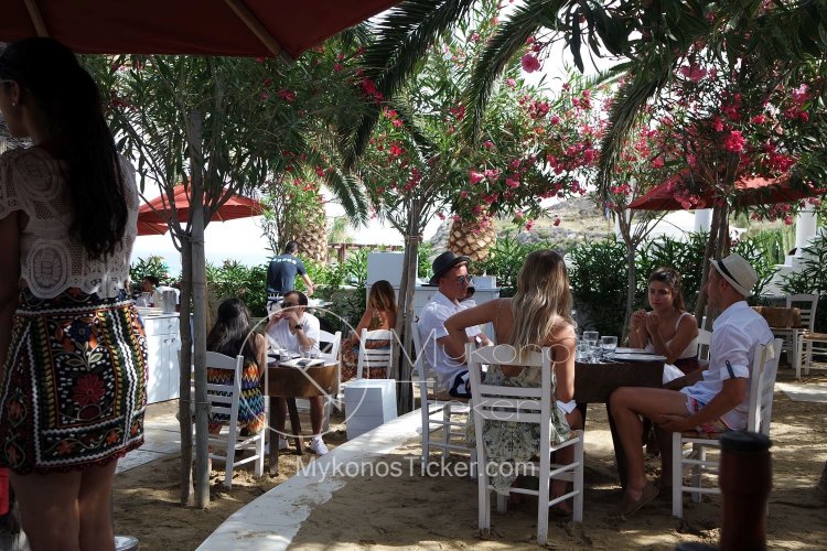 Reopening Mykonos for Tourism: Ανοιχτοί από σήμερα και οι εσωτερικοί χώροι σε Restaurants, Cafe & Bars [ΦΕΚ]