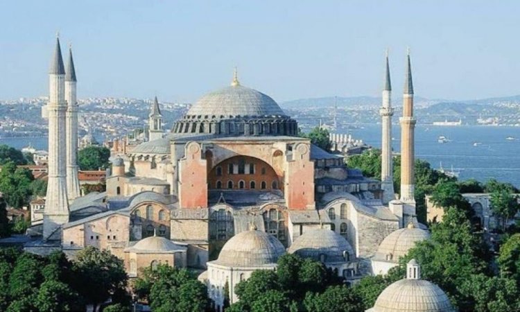 Hagia Sofia: Τουρκικό δικαστήριο θα ανακοινώσει την απόφαση για την Αγία Σοφία εντός 15 ημερών