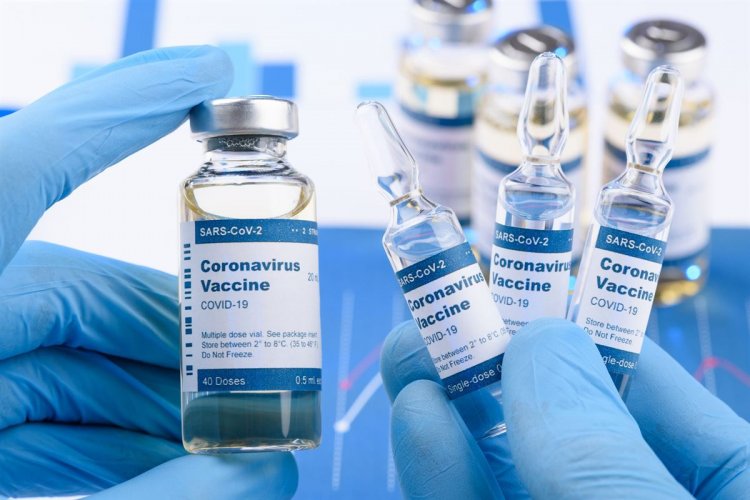 Coronavirus Vaccine: Το εμβόλιο της Moderna εισήλθε στην τελευταία φάση κλινικών δοκιμών