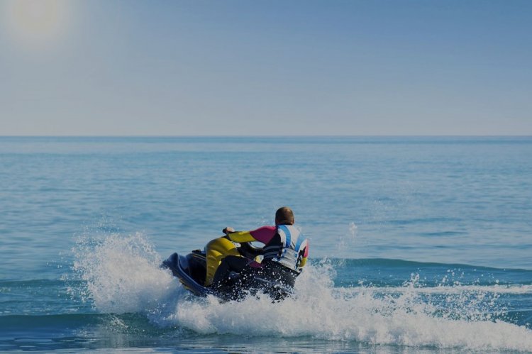 Mykonos - Water Sports: Ελεύθερος ο 13χρονος που τραυμάτισε με τζετ σκι 15χρονη