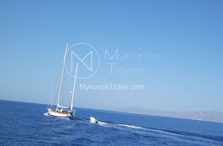 Mykonos - Coast Guard: Παροχή συνδρομής στο Ε/Γ-Τ/Ρ "ΑΚΟΥΑΧΟΛΙΚ'' στη Μύκονο
