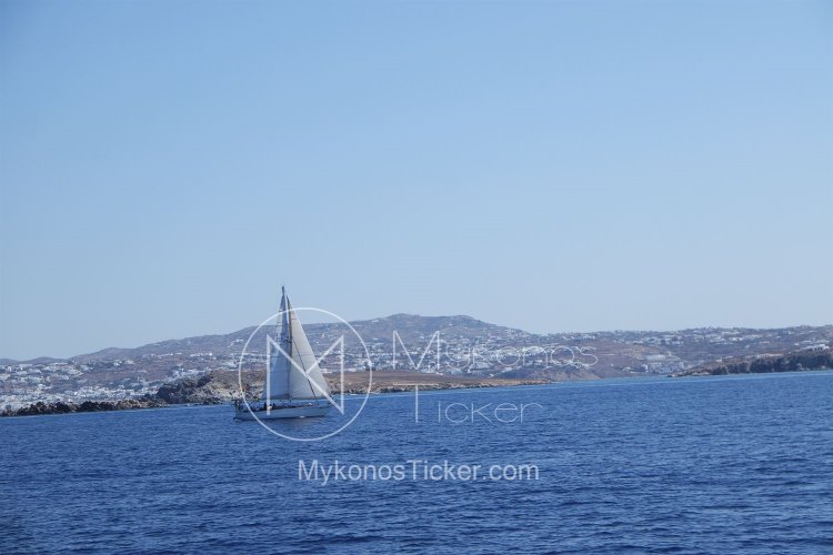 Mykonos – Coast Guard: Ακυβερνησία Θαλαμηγού σκάφους στη θαλάσσια περιοχή στενού Δήλου – Μυκόνου
