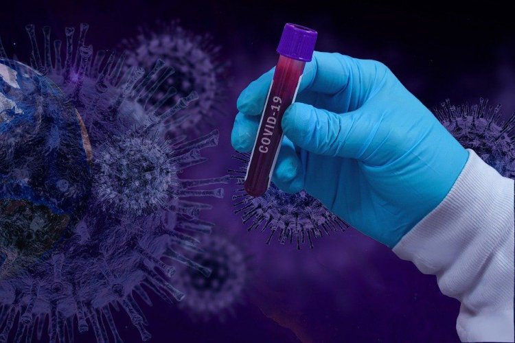 Coronavirus vaccine: Η Ε.Ε συμφώνησε με την AstraZeneca για την αγορά τουλάχιστον 300 εκατ. δόσεων του εμβολίου της