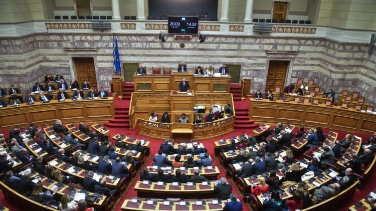 Hellenic Parliament: Προ ημερησίας σε επίπεδο αρχηγών, για τις συνέπειες της COVID-19