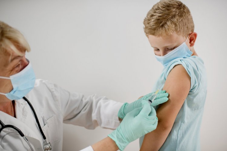 Coronavirus Vaccine: Εμβόλιο και παιδιά!! Τι ισχύει με τα παιδιά, πότε πρέπει να εμβολιαστούν!!