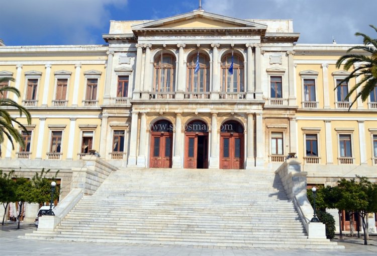 Municipality of Syros: Απάντηση Δημοτικής Αρχής για το Δημοτικό Γυμναστήριο στα Πευκάκια
