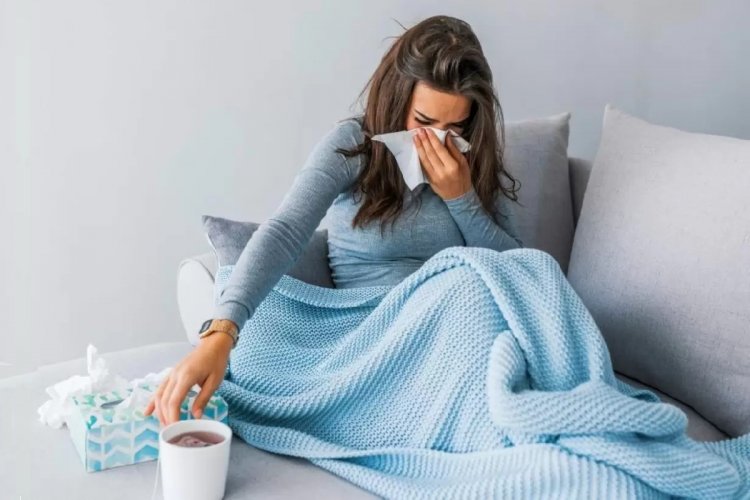 Covid vs Flu symptoms: Πώς διακρίνονται οι διαφορές στα συμπτώματα στον Κορωνοϊό, Γρίπη, Κρυολόγημα!!