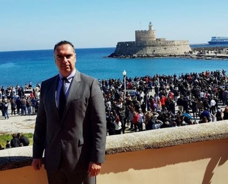 Dodecanese Islands - Γιάννης Φλεβάρης: Η Ελληνική κυριαρχία στην Δωδεκάνησο και το τέλος της Ιταλοκρατίας στο Αιγαίο