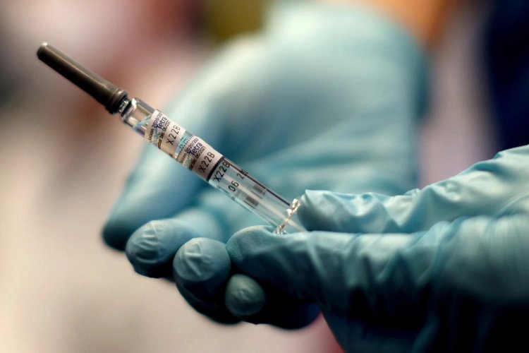 Covid-19 Vaccination: Αίτημα της ΠΟΕ-ΟΤΑ να εμβολιαστεί κατά προτεραιότητα, το προσωπικό των ΟΤΑ Α' Βαθμού