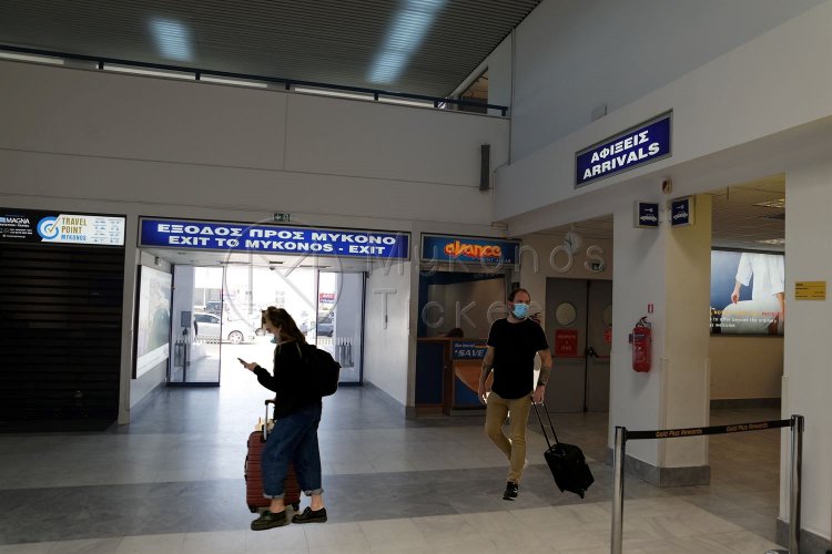 Lifting quarantine rule for travelers: Χωρίς καραντίνα οι ταξιδιώτες από επτά χώρες – Η λίστα