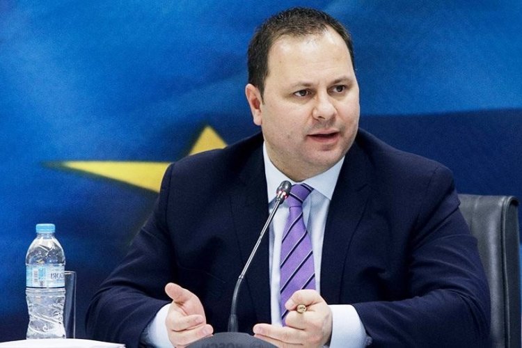Παραιτείται ο Παναγιώτης Σταμπουλίδης από το Υπουργείο Ανάπτυξης
