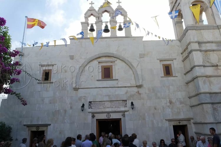 Lift curbs on church ceremonies: Αλλάζει ο μέγιστος αριθμός ατόμων σε Εκκλησίες [ΦΕΚ]