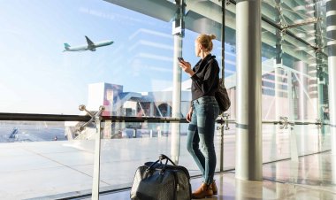 U.S. Easing Travel Restrictions: Οι ΗΠΑ χαλάρωσαν τις ταξιδιωτικές τους οδηγίες για 61 χώρες μια εκ των οποίων και η Ελλάδα