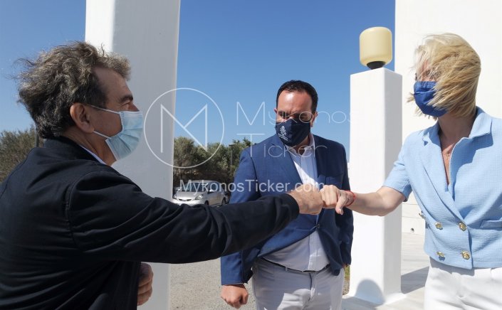 Mykonos - Μ. Χρυσοχοϊδης:  Υπόσχεση και δέσμευσή μας ότι η Μύκονος θα διαφημίζεται και για την ασφάλεια [εικόνες + videos]