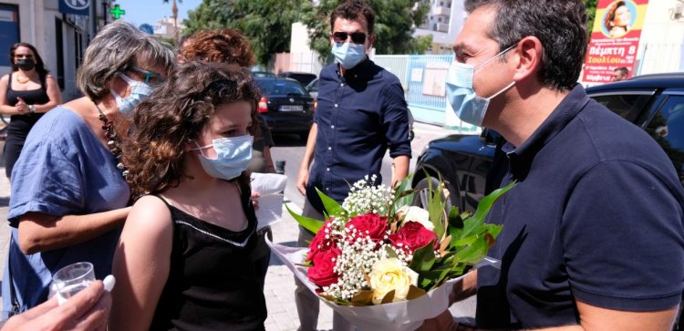 Syriza Leader Tsipras: Μην τολμήσει η κυβέρνηση να προχωρήσει σε συγχωνεύσεις νοσοκομείων και μείωση προσωπικού