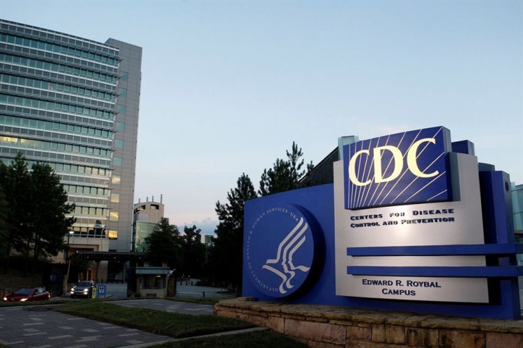 U.S. CDC: Τα CDC προειδοποιούν ότι έρχεται "η πανδημία των ανεμβολίαστων"