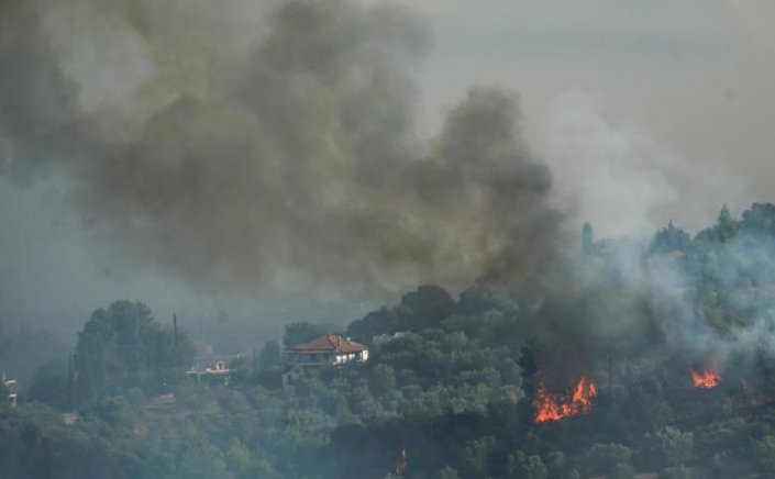 Fire in Attica: Πέθανε ο κάτοικος της Ιπποκρατείου Πολιτείας που νοσηλευόταν στο ΚΑΤ