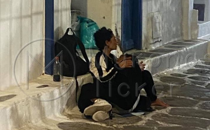 Mykonos arrests: Συλλήψεις τεσσάρων [4] γυναικών για έκθεση ανηλίκων σε κίνδυνο [επαιτεία]