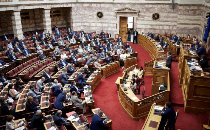 Parliament: Κατά πλειοψηφία ψηφίσθηκε το ν/σ του Υπουργείου Εργασίας για το νέο ταμείο επικουρικής ασφάλισης