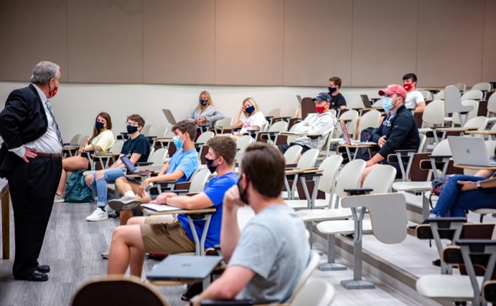 In-Person Classes: Δημοσιεύτηκε η ΚΥΑ και το ΦΕΚ για τη δια ζώσης λειτουργία των ΑΕΙ