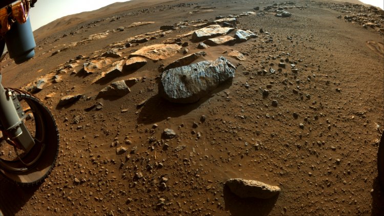 NASA - Mars’ History: Μακρόχρονη έκθεση σε νερό «μαρτυρούν» τα πρώτα δύο πέτρινα δείγματα από τον Άρη που συνέλλεξε το ρόβερ Perseverance