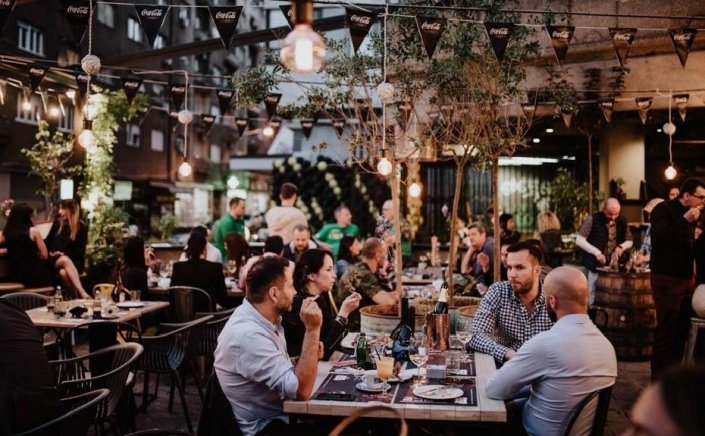 Lifting Covid Curbs: Έρχεται βαρυχειμωνιά στην Εστίαση!! Οι Φόβοι, οι Ελπίδες & οι Κινήσεις Άμυνας!!