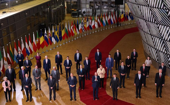 European Council: Αξιοποίηση της «εργαλειοθήκης» για την ανακούφιση των καταναλωτών από τις υψηλές τιμές ενέργειας