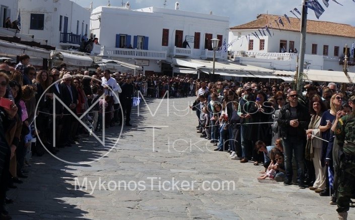 Oct. 28 parades: Όλοι με μάσκα στην παρέλαση, είτε είναι Στρατιωτική είτε Μαθητική!!