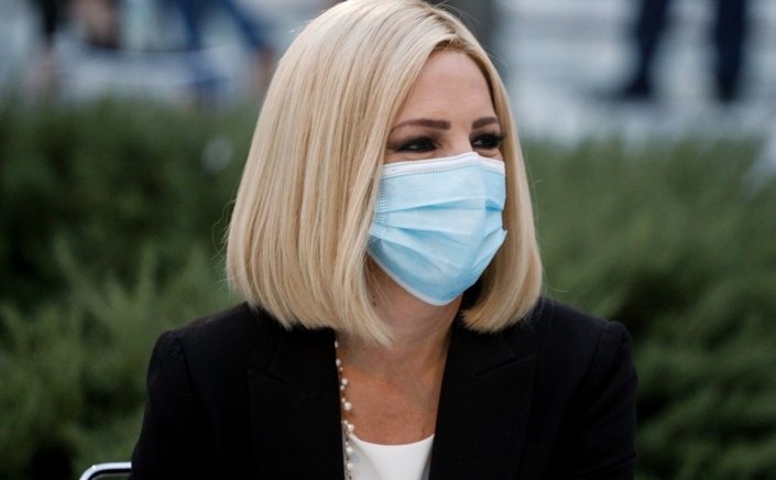 KINAL leader Fofi Gennimata: Κρίσιμες ώρες για τη Φώφη Γεννηματά - Επιδεινώθηκε η υγεία της