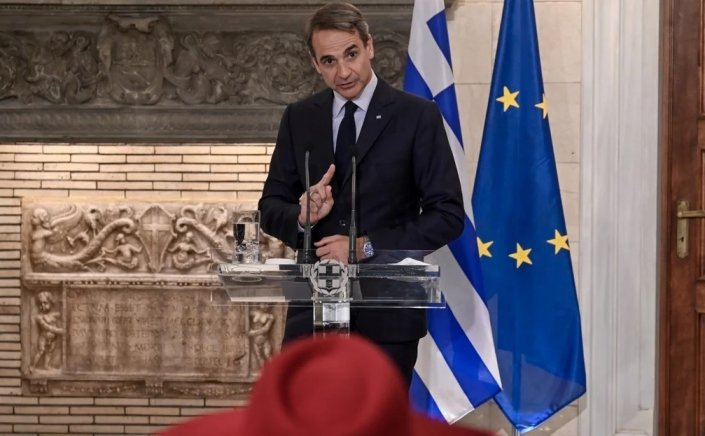 PM Mitsotakis: Σοβαρό επεισόδιο Μητσοτάκη με Ολλανδή δημοσιογράφο-  «Δεν θα κουνάτε το δάχτυλο στην Ελλάδα, δεν θα μας προσβάλλετε»