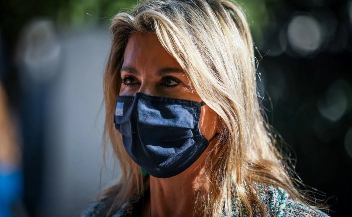 Covid curbs: Ζ. Μακρή: Πιθανή αφαίρεση Γονικής Μέριμνας και Ποινική τιμωρία για τους αρνητές που δεν στέλνουν τα παιδιά τους σχολείο