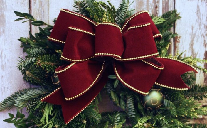 Μάθετε να φτιάχνετε .... Χριστουγεννιάτικους Φιόγκους, σε όποιο μέγεθος, χρώμα και στυλ θέλετε!! [5 Videos]