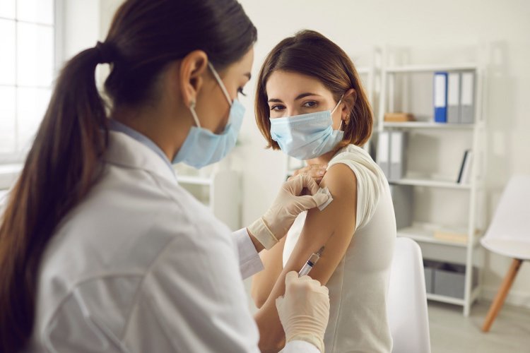 Covid Vaccination - Τσιόδρας: Η Covid 19 προκαλεί επαναλοιμώξεις!! Εμβολιαστείτε όσοι νοσήσατε!!