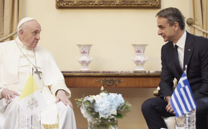 PM Mitsotakis: Συνάντηση του Κυρ. Μητσοτάκη με τον Πάπα Φραγκίσκο
