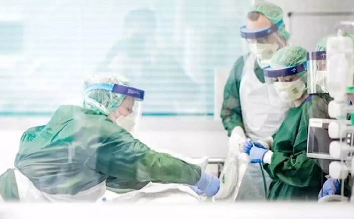 Coronavirus Disease - Μ. Καραμάνου: Από τον 19ο αιώνα γίνεται επιλογή ασθενών με την ίδια μέθοδο Triage!! Πότε να γίνει υποχρεωτικός ο εμβολιασμός!!