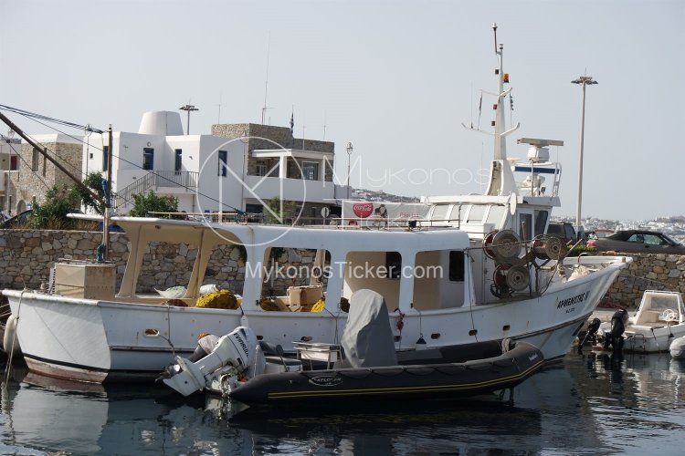 Mykonos Coast Guard: Διενέργεια εξετάσεων για απόκτηση Άδειας Χειριστή Πηδαλιούχου για τη διακυβέρνηση αλιευτικών σκαφών