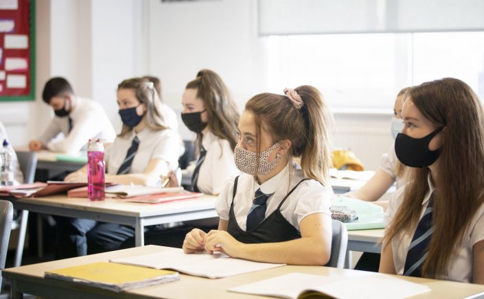 Return to school: Επιχείρηση ανοιχτά σχολεία στην Ευρώπη, με αυξημένο testing, έναντι της μετάλλαξης Όμικρον!!