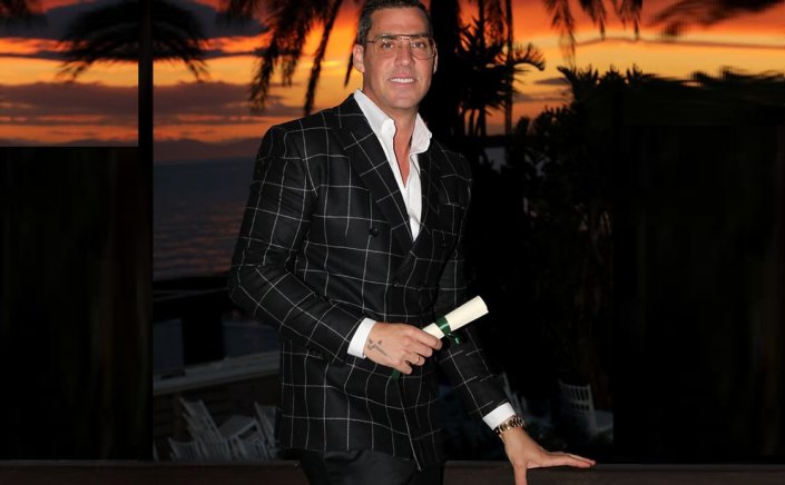 Mykonos: Σε στενό οικογενειακό κύκλο λόγω κορωνοϊού η κηδεία του Τζώρτζη Μονογυιού - Η επιθυμία της οικογένειας για τα στεφάνια