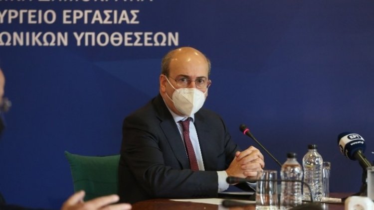 Labor Minister Hatzidakis: Οι 6 αλλαγές που φέρνει για πολίτες και υπαλλήλους το Νομοσχέδιο ΕΦΚΑ