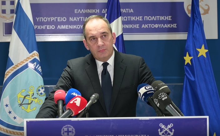 Πλακιωτάκης για «Euroferry Olympia»: Ξεκίνησε η έρευνα για τα αίτια της φωτιάς