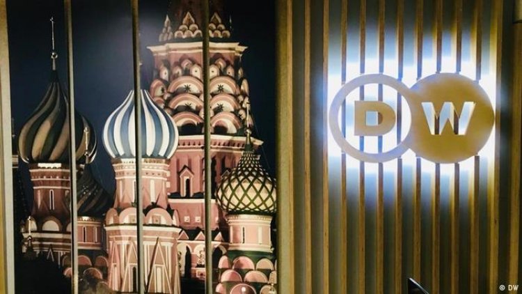 Deutsche Welle in Russia: «Απαράδεκτο» το κλείσιμο των γραφείων της Deutsche Welle που διέταξε η Μόσχα