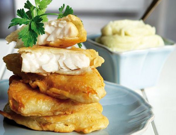 Γιατί τρώμε μπακαλιάρο σκορδαλιά κάθε 25η Μαρτίου; Πότε και γιατί καθιερώθηκε το έθιμο