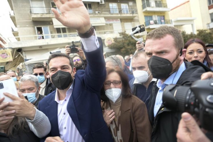 SYRIZA Alexis Tsipras : Η αγανάκτηση γίνεται, από θυμός και οργή, πολιτική πρωτοβουλία για αλλαγή και διεκδίκηση