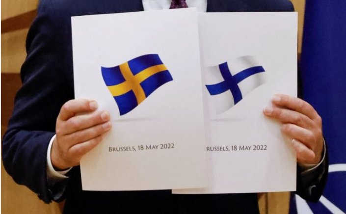 Finland and Sweden officially apply to join NATO: Η Σουηδία και η Φινλανδία κατέθεσαν επισήμως αίτημα ένταξης στo NATO