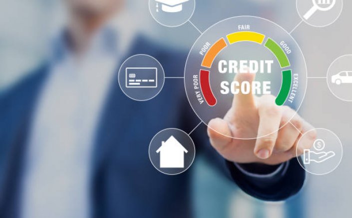 Credit Score: Έρχεται ο «Μεγάλος Αδελφός» για το ιδιωτικό χρέος – Πώς θα λειτουργεί