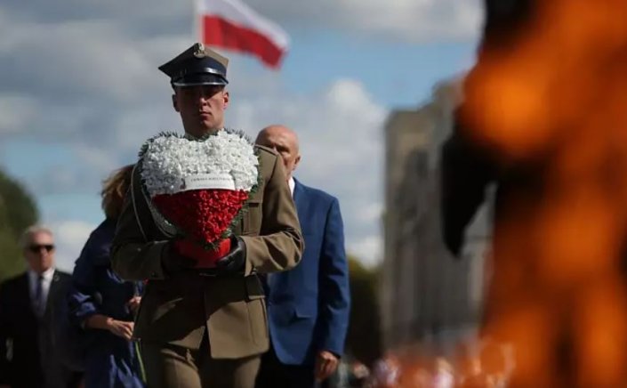 WW2 reparations: Απάντηση του Βερολίνου στην Πολωνία για τις πολεμικές αποζημιώσεις: «Έχει κλείσει το ζήτημα»