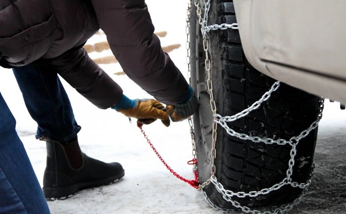 Car Snow Chains: Νέες διευκρινίσεις για την υποχρεωτική χρήση Αντιολισθητικών Αλυσίδων!! Τι ισχύει για τα Ενοικιαζόμενα Αυτοκίνητα!!