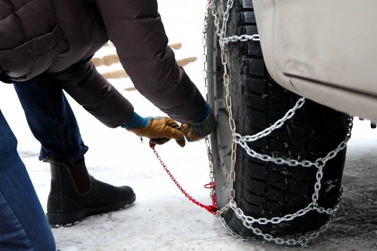 Car Snow Chains: Νέες διευκρινίσεις για την υποχρεωτική χρήση Αντιολισθητικών Αλυσίδων!! Τι ισχύει για τα Ενοικιαζόμενα Αυτοκίνητα!!