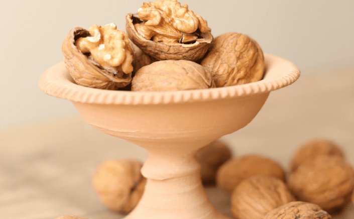 Foods For Aging Well: Ο πιο υγιεινός ξηρός καρπός που πρέπει να τρώμε όσο μεγαλώνουμε!!