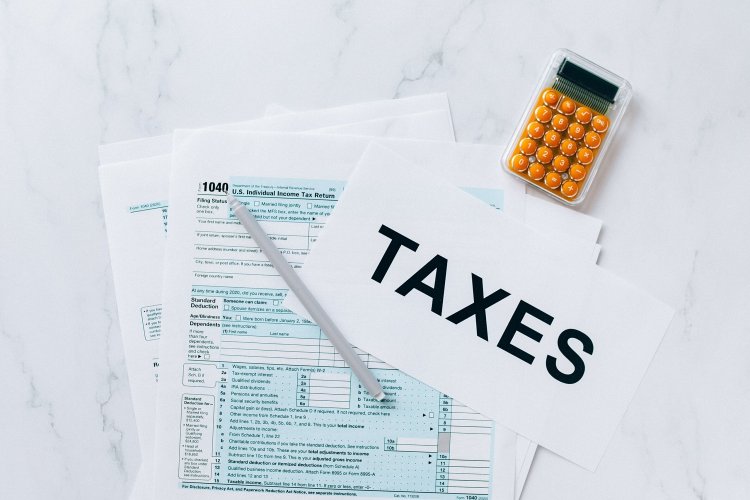 Taxation and Taxes: Ποιοι ελεύθεροι επαγγελματίες, θα πληρώσουν φόρο εισοδήματος μόλις 4,5%!!